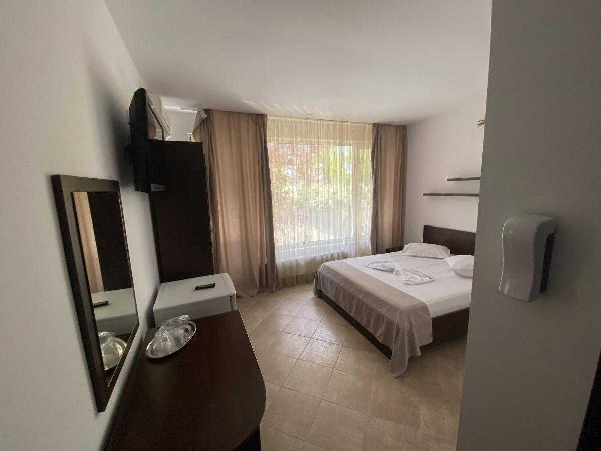 Sky 3* Mamaia